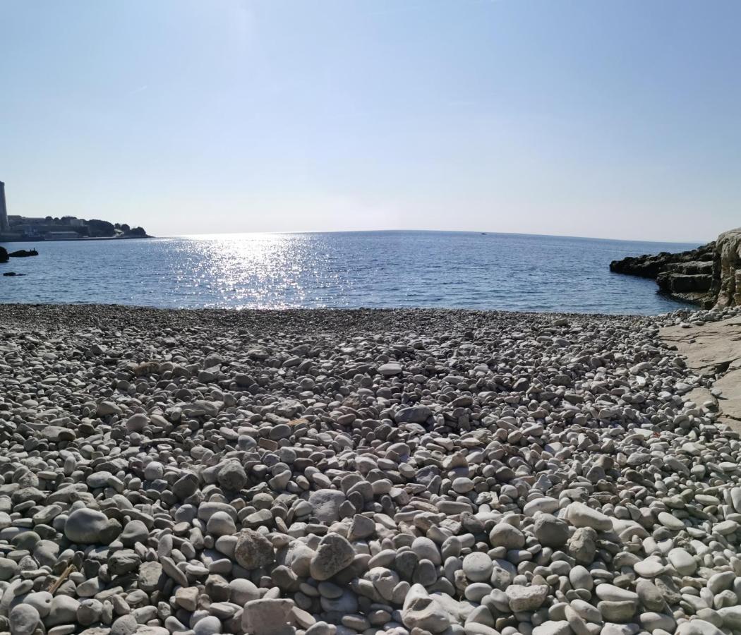 Apartment Stefania On The Beach Koromacno Exterior photo